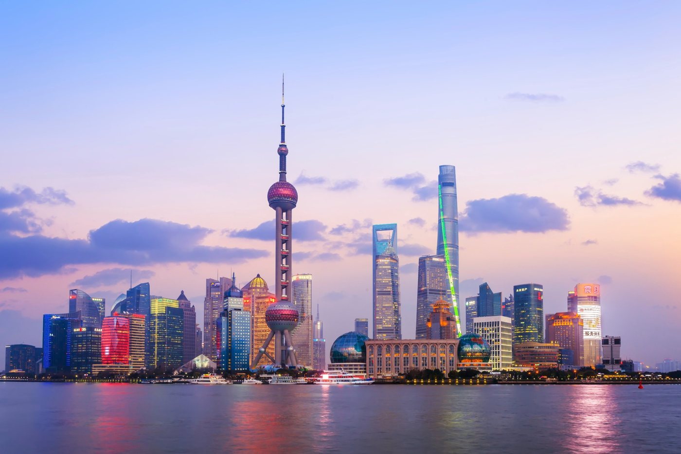 Skyline de Pudong, Shanghái, al atardecer